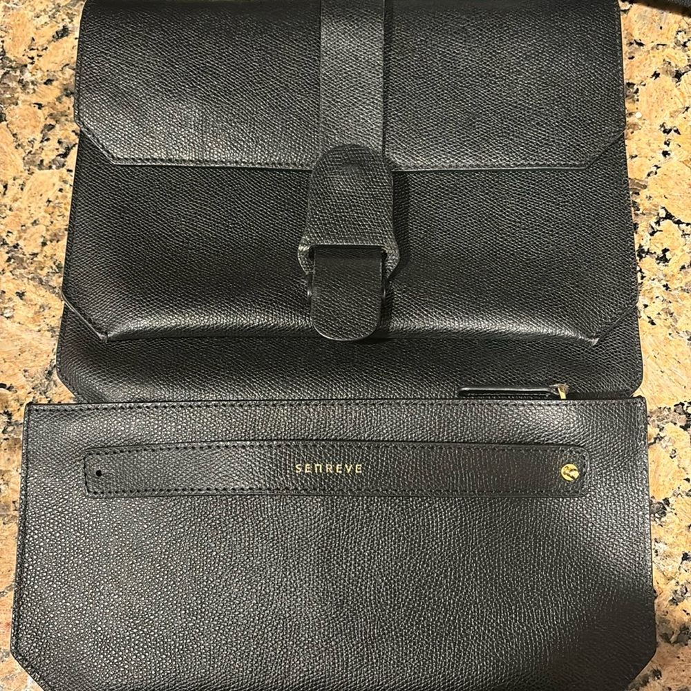 Authentic Senreve Crossbody purse with pouch - missing gold chain